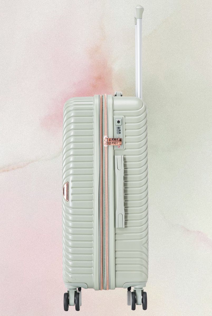 Lifestyle-Story-Ad-in-Orange-Ivory-80s-Type-Style-1